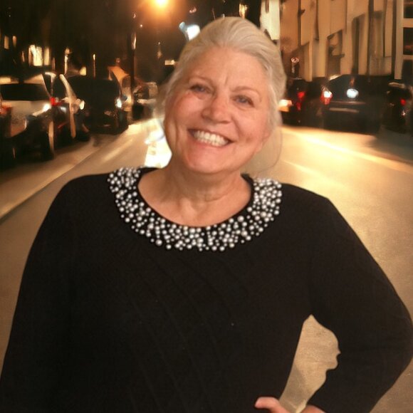 KARL LAGERFELD PARIS Black W/Pearl Embellished Neck Cable Knit Sweater Sz XL/16 - Picture 10 of 11